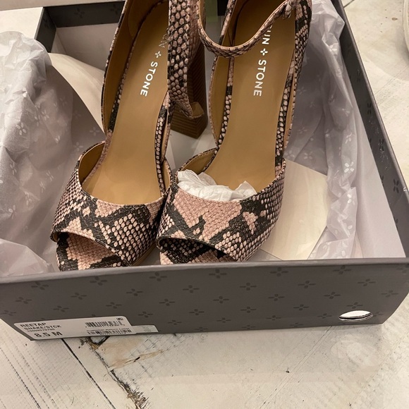 Snake print, open toe heels. 8.5. Macys - Picture 2 of 4